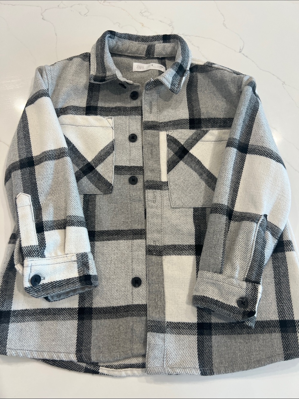 Zara kids Gray, Black & White Plaid Button-Front Shacket-Size 6